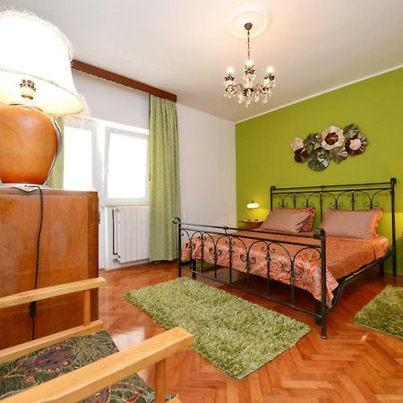 Apartments Nela Porec Ngoại thất bức ảnh