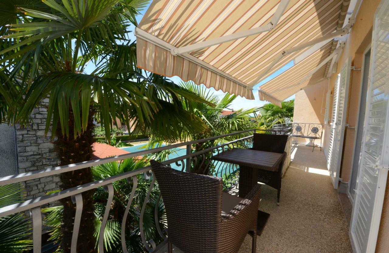 Apartments Nela Porec Ngoại thất bức ảnh