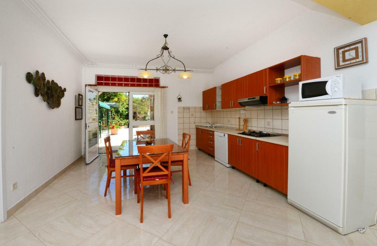 Apartments Nela Porec Ngoại thất bức ảnh