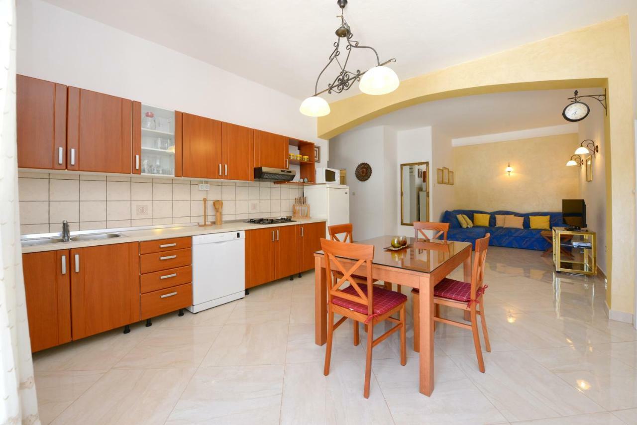 Apartments Nela Porec Ngoại thất bức ảnh