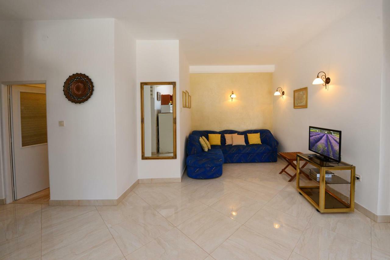 Apartments Nela Porec Ngoại thất bức ảnh